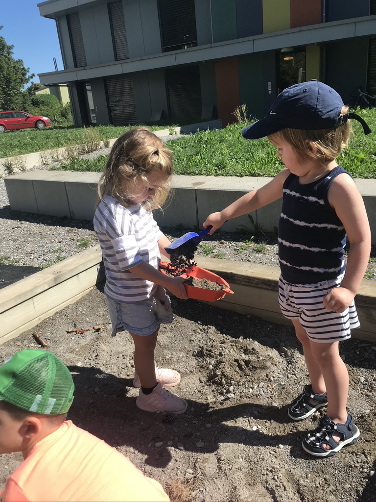 F9A81324 9036 4C26 B497 CF6DBF2ADE7C 1 105 c